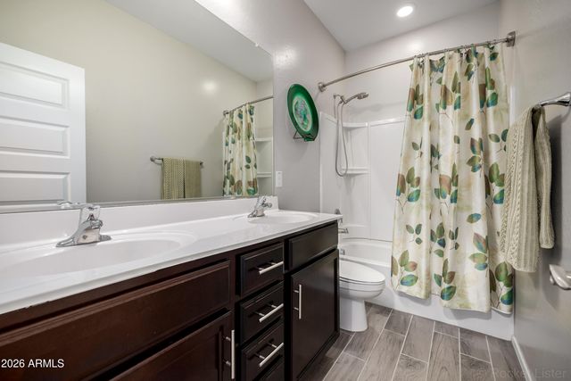 511 E PASARO Drive, Phoenix, AZ 85085