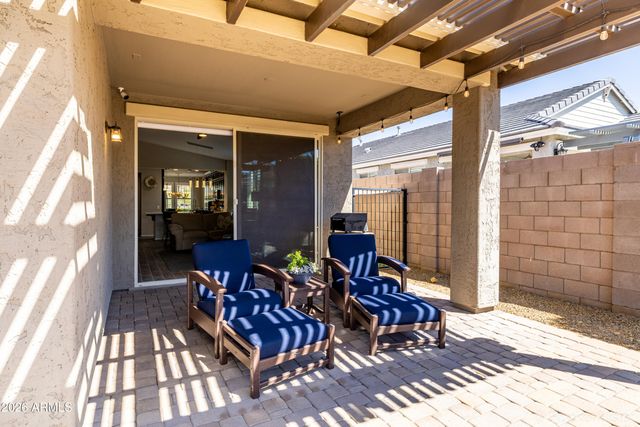 511 E PASARO Drive, Phoenix, AZ 85085