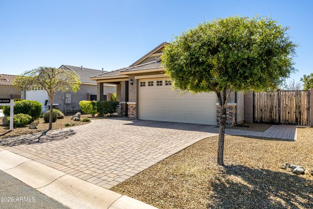 511 E PASARO Drive, Phoenix, AZ 85085