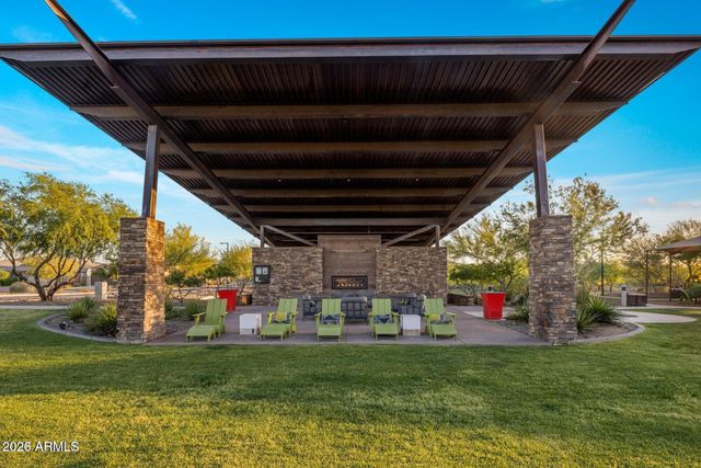 511 E PASARO Drive, Phoenix, AZ 85085