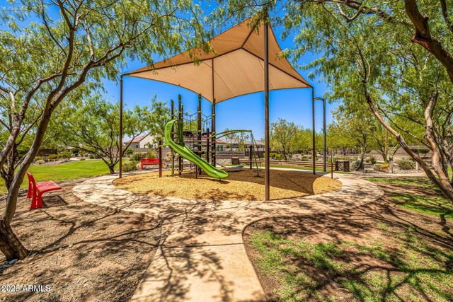 511 E PASARO Drive, Phoenix, AZ 85085