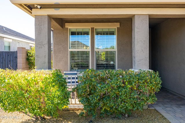 511 E PASARO Drive, Phoenix, AZ 85085