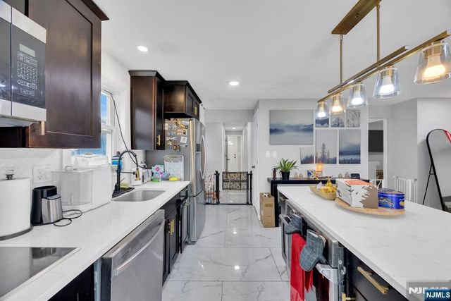 241 Orange Street, Dunellen, NJ 08812