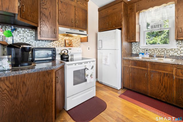 57 Beaver Dam Road, Woodstock, CT 06282
