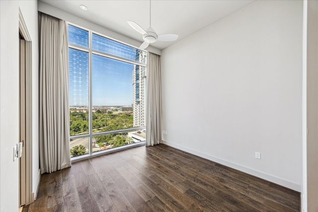 3331 D'amico Street 1003, Houston, TX 77019