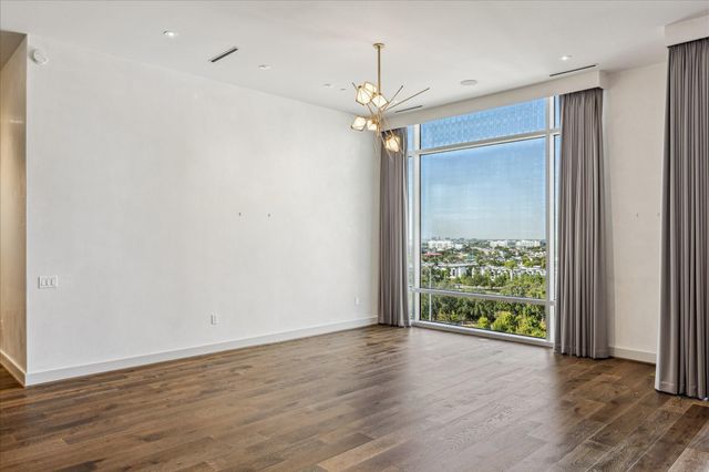 3331 D'amico Street 1003, Houston, TX 77019