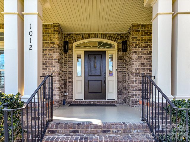 1012 Golden Bell Drive, Waxhaw, NC 28173