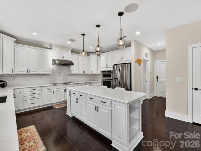 1012 Golden Bell Drive, Waxhaw, NC 28173