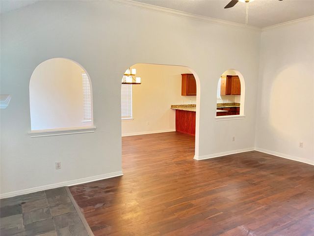 107 Hague ST, Hutto, TX 78634