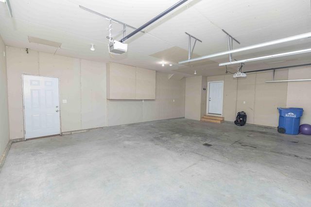 7344 22nd Street S, Fargo, ND 58104