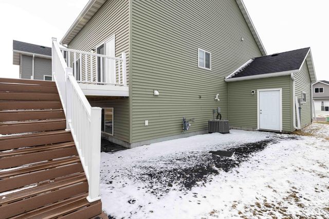 7344 22nd Street S, Fargo, ND 58104