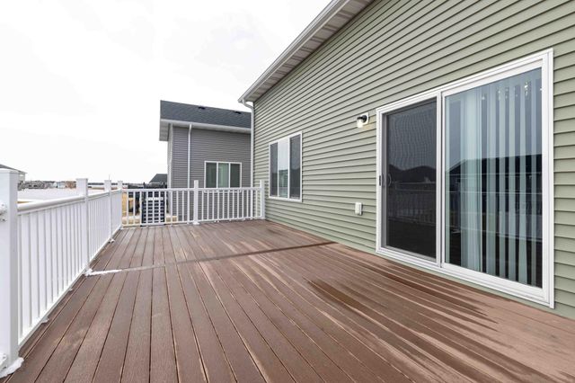 7344 22nd Street S, Fargo, ND 58104