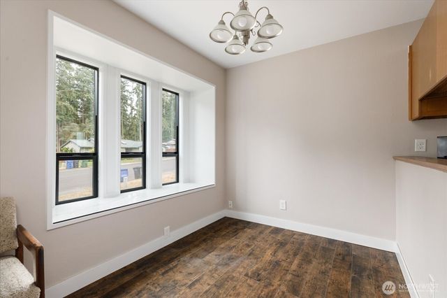 210 NW Calista Ct., Oak Harbor, WA 98277