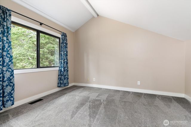 210 NW Calista Ct., Oak Harbor, WA 98277
