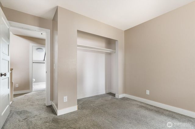210 NW Calista Ct., Oak Harbor, WA 98277
