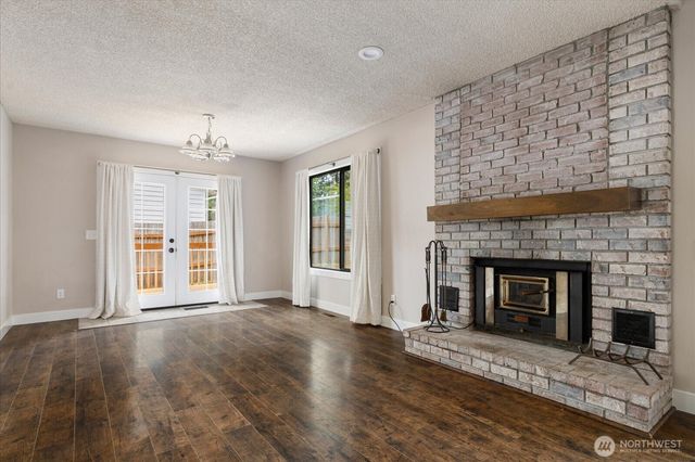 210 NW Calista Ct., Oak Harbor, WA 98277