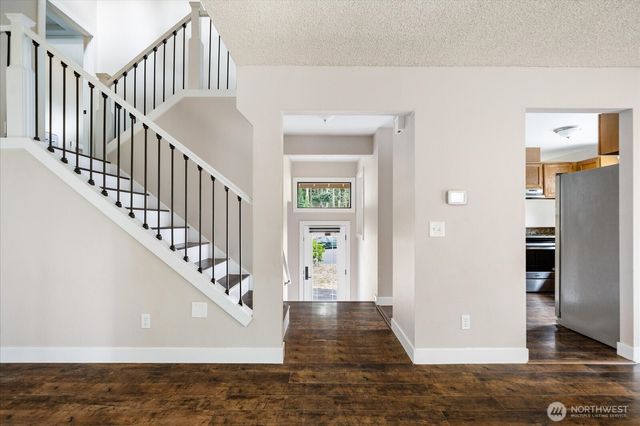 210 NW Calista Ct., Oak Harbor, WA 98277