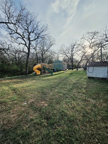 470 Private Road 3650, Paradise, TX 76073