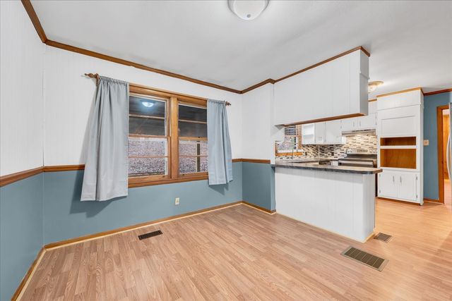 218 Lakeshore Dr, Mcminnville, TN 37110