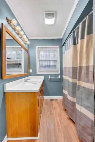 218 Lakeshore Dr, Mcminnville, TN 37110