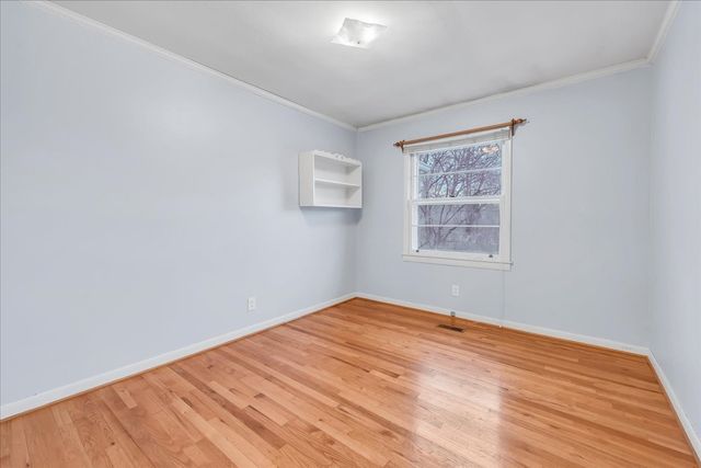 218 Lakeshore Dr, Mcminnville, TN 37110