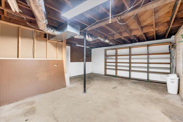 218 Lakeshore Dr, Mcminnville, TN 37110