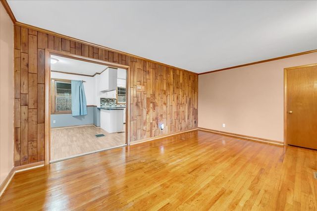 218 Lakeshore Dr, Mcminnville, TN 37110