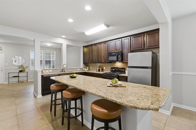 413 Shadow PT, San Marcos, TX 78666