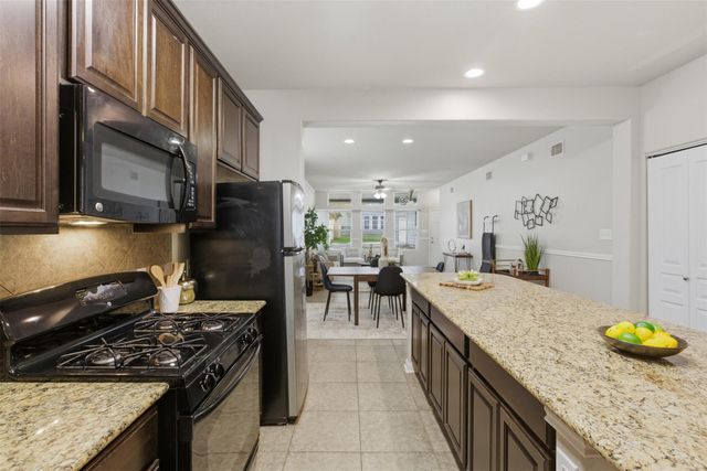 413 Shadow PT, San Marcos, TX 78666