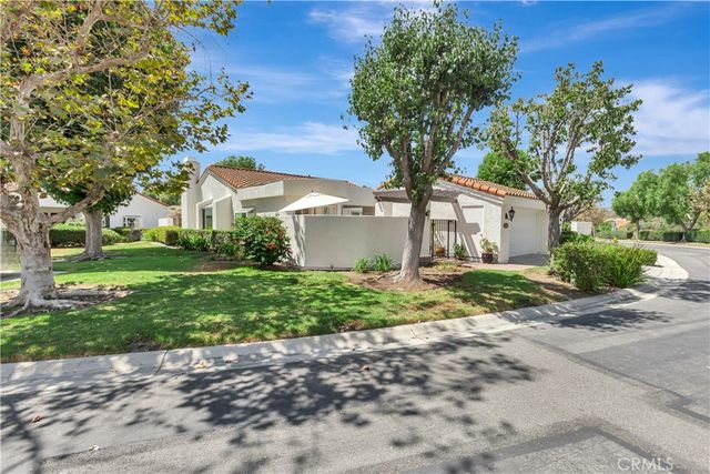 32065 Via Flores, San Juan Capistrano, CA 92675