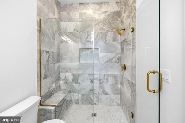 719 MEADOW LN SW, Vienna, VA 22180