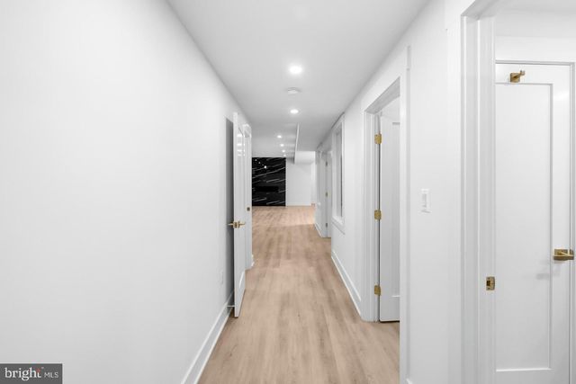 719 MEADOW LN SW, Vienna, VA 22180