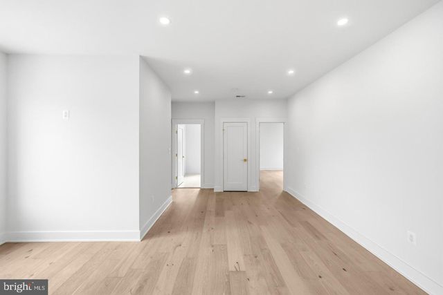 719 MEADOW LN SW, Vienna, VA 22180