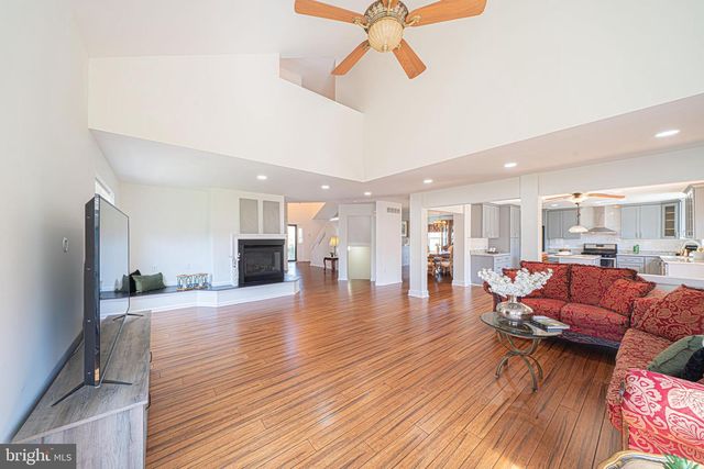 1907 MAYFLOWER DR, Quakertown, PA 18951