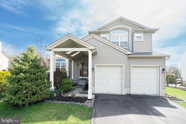 1907 MAYFLOWER DR, Quakertown, PA 18951