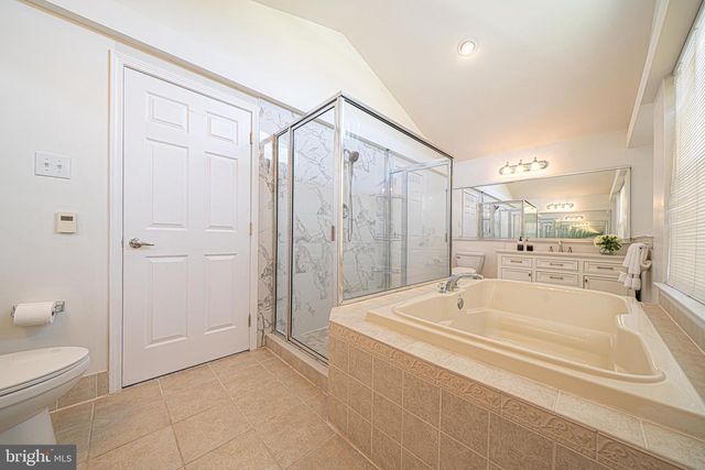 1907 MAYFLOWER DR, Quakertown, PA 18951