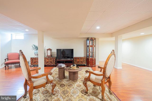 1907 MAYFLOWER DR, Quakertown, PA 18951
