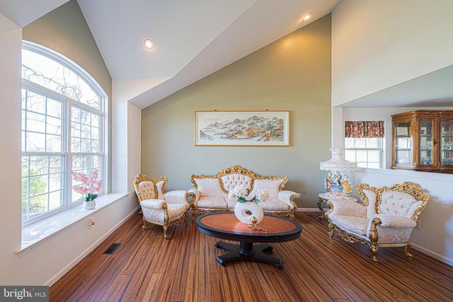 1907 MAYFLOWER DR, Quakertown, PA 18951
