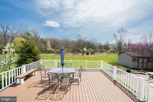 1907 MAYFLOWER DR, Quakertown, PA 18951