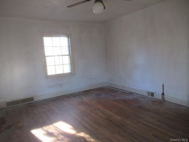 2929 State Route 52, Pine Bush, NY 12566