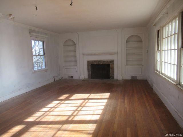 2929 State Route 52, Pine Bush, NY 12566