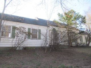 2929 State Route 52, Pine Bush, NY 12566