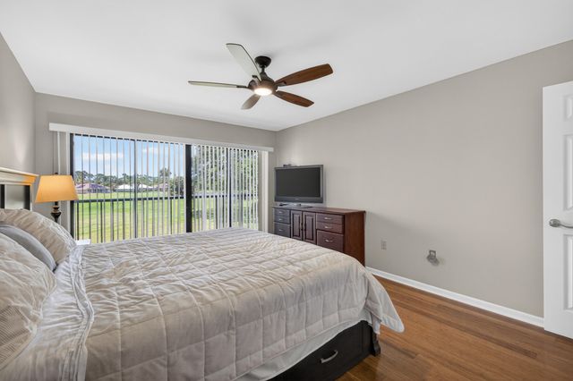 3500 Twin Lakes Terrace 202, Fort Pierce, FL 34951