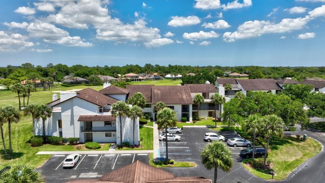 3500 Twin Lakes Terrace 202, Fort Pierce, FL 34951