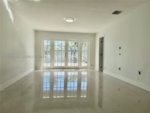 2420 SE 17th Cswy 207C, Fort Lauderdale, FL 33316