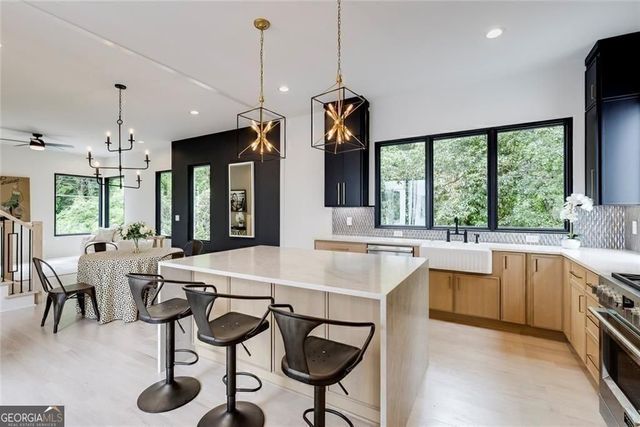 3960 Clairmont Road, Chamblee, GA 30341