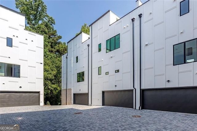 3960 Clairmont Road, Chamblee, GA 30341