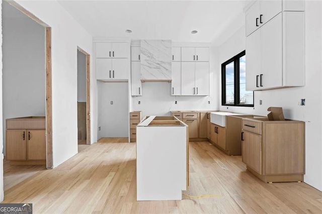 3960 Clairmont Road, Chamblee, GA 30341