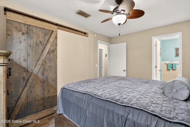 925 Lois Lane, Titusville, FL 32780