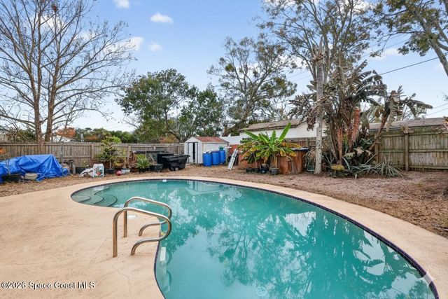 925 Lois Lane, Titusville, FL 32780